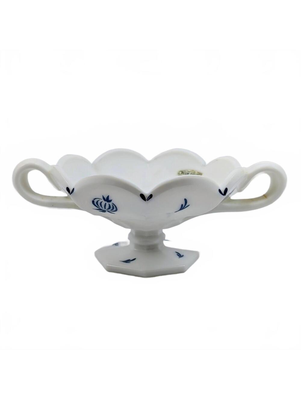 Vtg L.E. Smith Blue Delft/Blue Onion Milk Glass Handled Candleholder